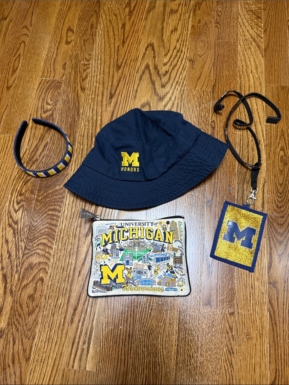 Navy Blue Bucket Hat - M Honors